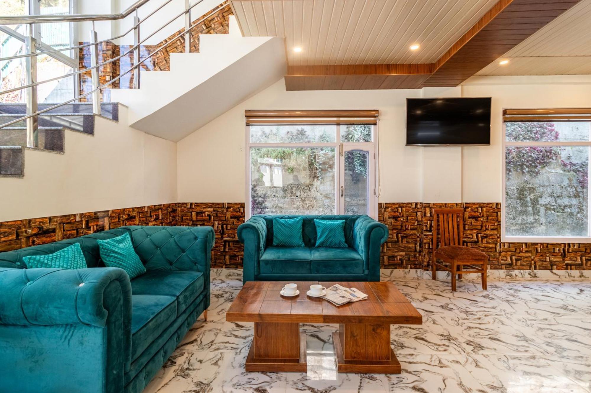 Treebo Srishti Vaikunth With Mountain View Hotel Шимла Екстериор снимка